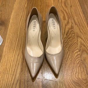 Guess nude pointed toe heels